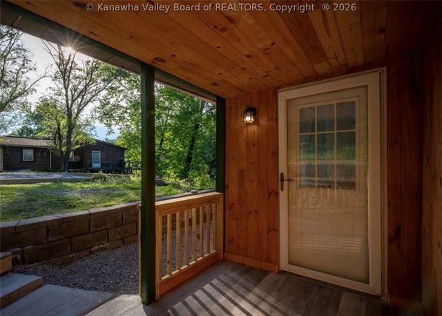 11546 Coal River Road, St Albans, WV 25177