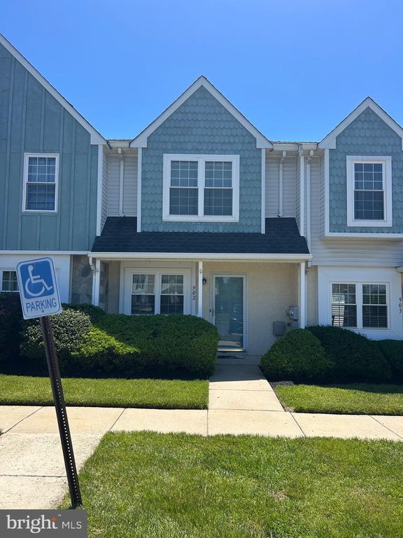 902 FITCH CT, Sewell, NJ 08080