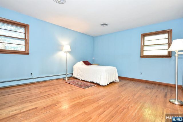 202 Melrose Place, Ridgewood, NJ 07450