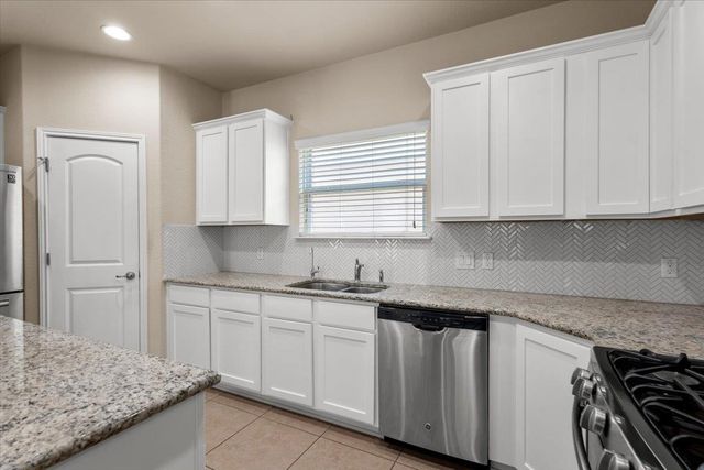 3451 Mayfield Ranch BLVD 311, Round Rock, TX 78681