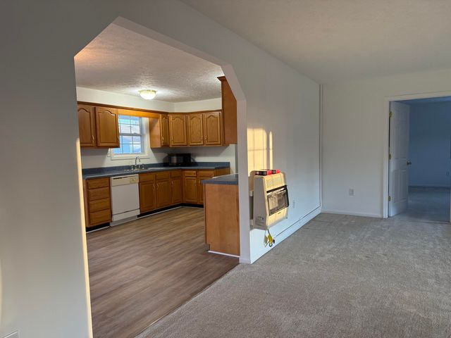 257 Johnny Bernard Lp, Russell Springs, KY 42642