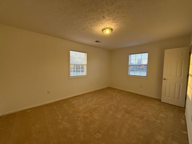 257 Johnny Bernard Lp, Russell Springs, KY 42642