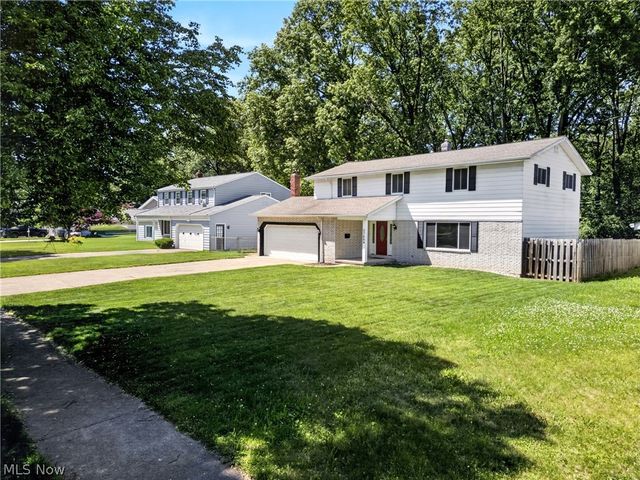 27864 Edgepark Boulevard, North Olmsted, OH 44070