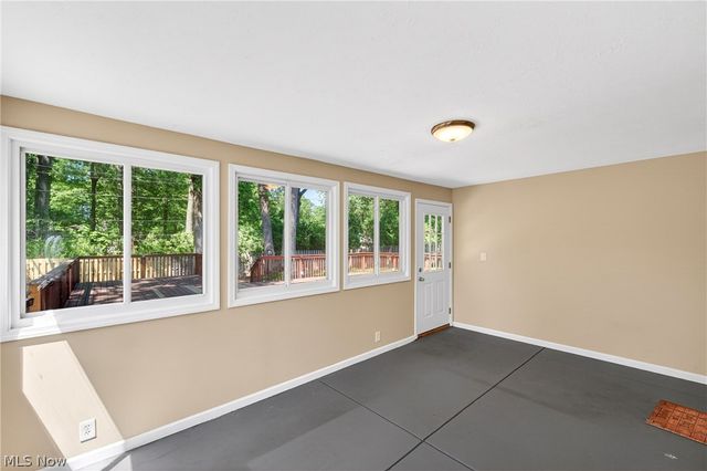 27864 Edgepark Boulevard, North Olmsted, OH 44070
