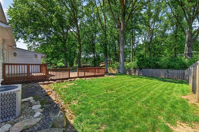 27864 Edgepark Boulevard, North Olmsted, OH 44070