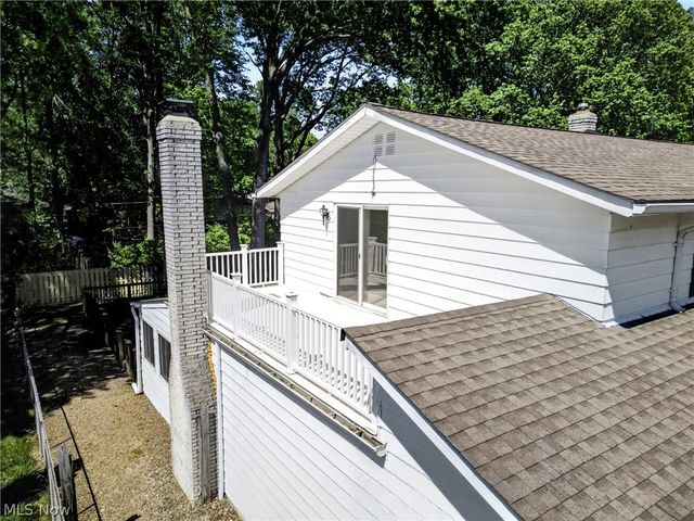 27864 Edgepark Boulevard, North Olmsted, OH 44070