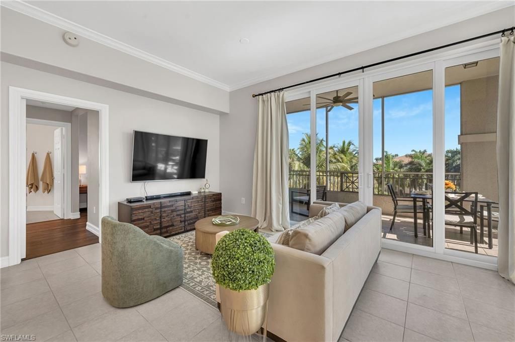 2738 Tiburon BLVD E 406, NAPLES, FL 34109 — photo 3