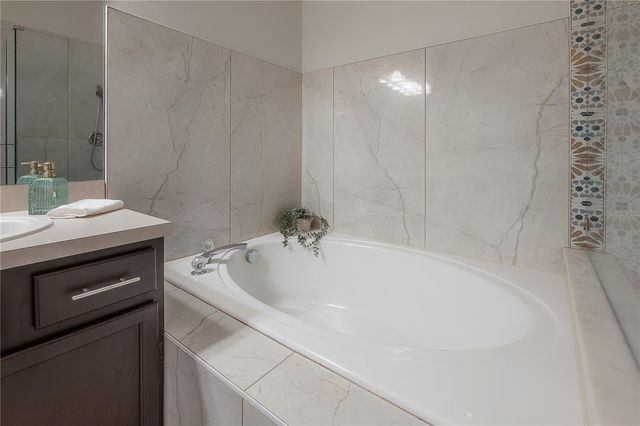 31203 HANNIGAN PLACE, Wesley Chapel, FL 33543