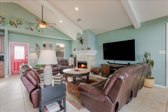 1002 Cedar Drive, Possum Kingdom Lake, TX 76449