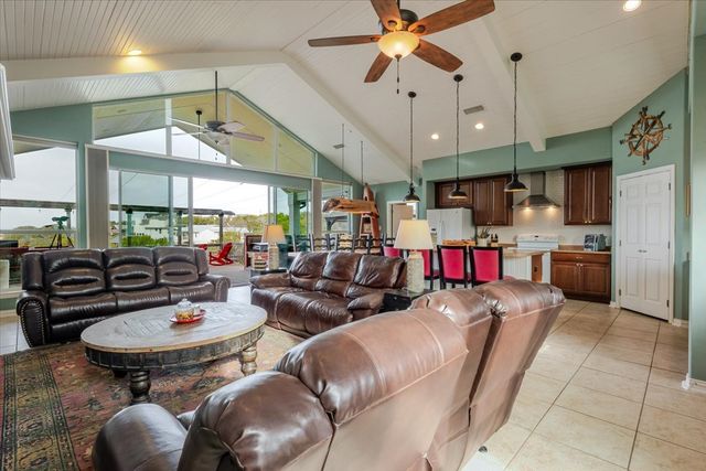 1002 Cedar Drive, Possum Kingdom Lake, TX 76449