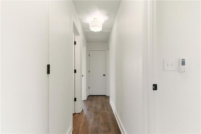 18450 246th Street, Tonganoxie, KS 66086