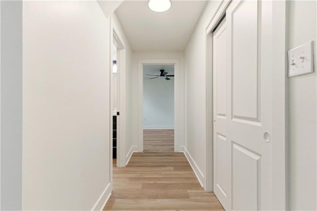 18450 246th Street, Tonganoxie, KS 66086