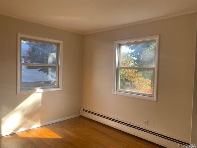 52 Grand Place A, East Northport, NY 11731