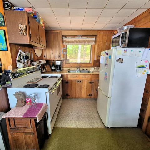 14954 W Goss Road, Hayward, WI 54843