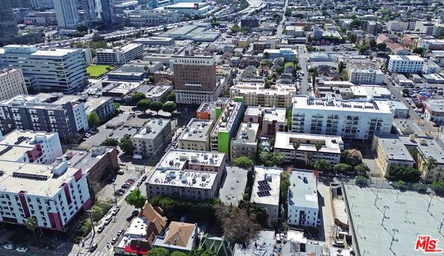 1311 Ingraham Street, Los Angeles, CA 90017