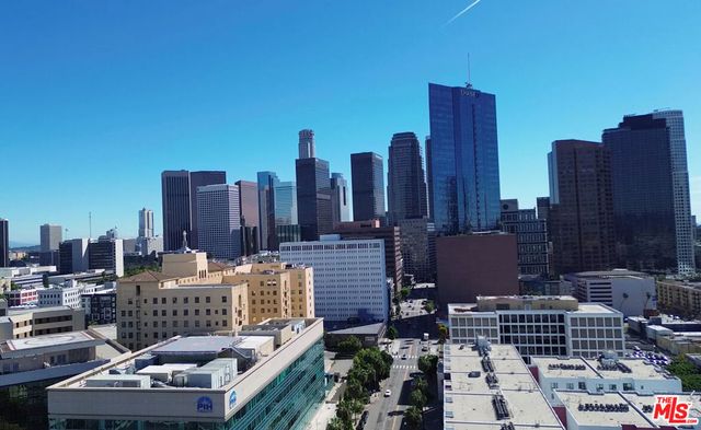 1311 Ingraham Street, Los Angeles, CA 90017