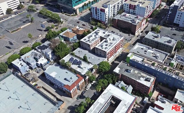 1311 Ingraham Street, Los Angeles, CA 90017