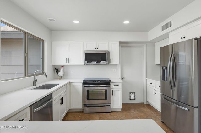 3291 W Coriander Drive, Tucson, AZ 85741