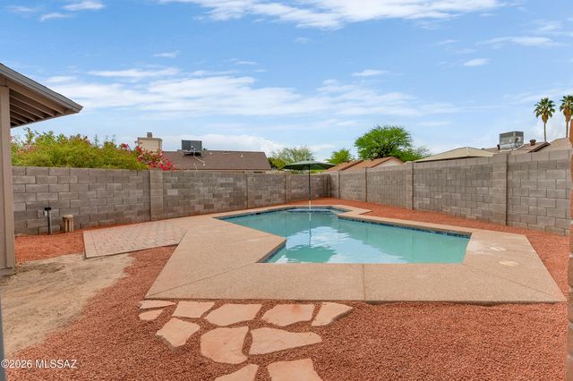 3291 W Coriander Drive, Tucson, AZ 85741