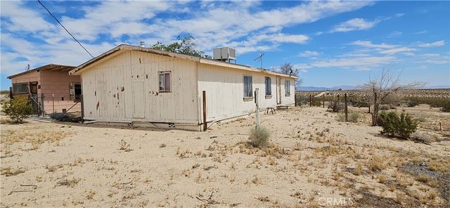 1760 Valleyview, 29 Palms, CA 92277