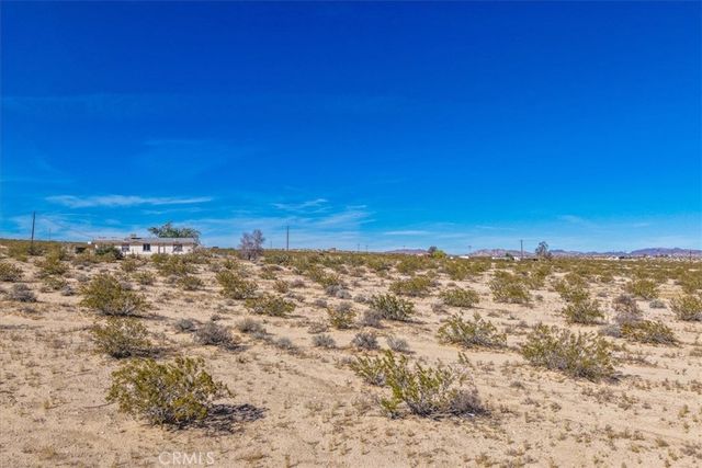 1760 Valleyview, 29 Palms, CA 92277