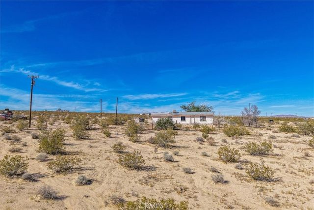 1760 Valleyview, 29 Palms, CA 92277