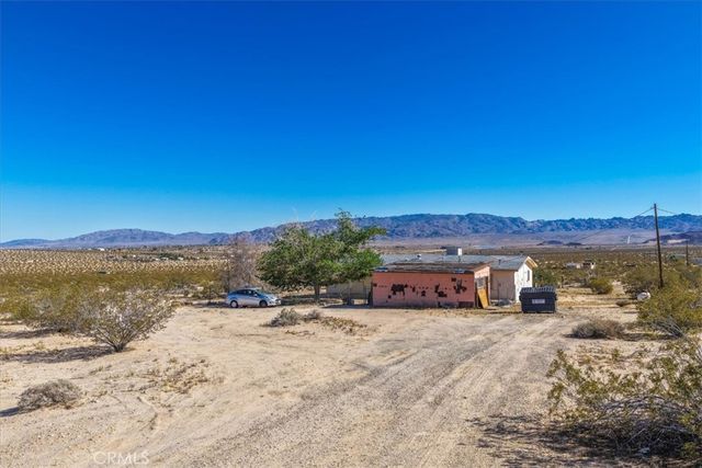 1760 Valleyview, 29 Palms, CA 92277