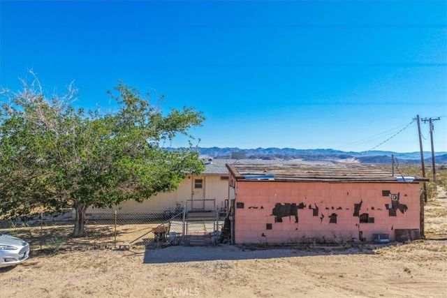 1760 Valleyview, 29 Palms, CA 92277