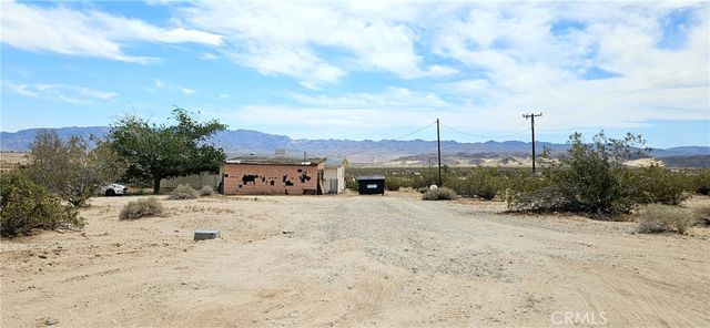 1760 Valleyview, 29 Palms, CA 92277