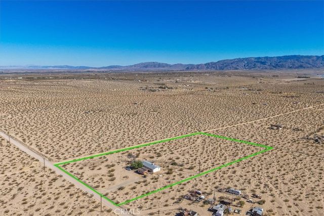 1760 Valleyview, 29 Palms, CA 92277