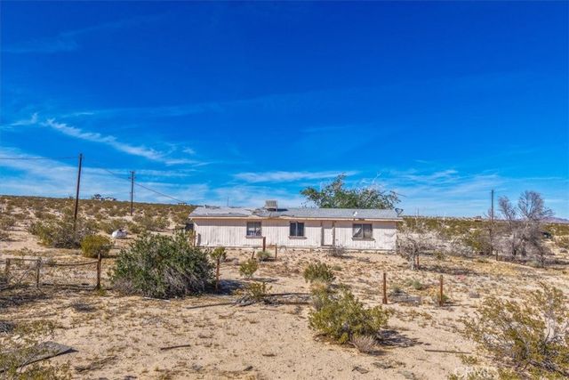 1760 Valleyview, 29 Palms, CA 92277