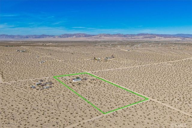 1760 Valleyview, 29 Palms, CA 92277