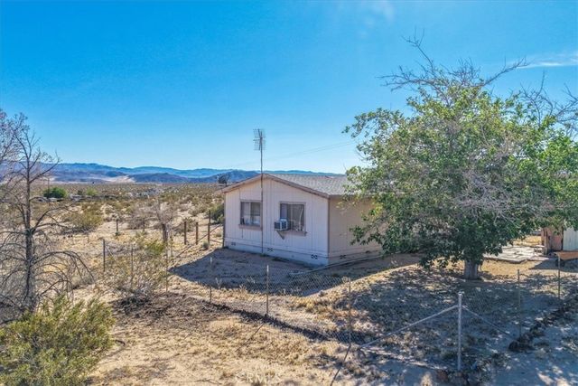 1760 Valleyview, 29 Palms, CA 92277