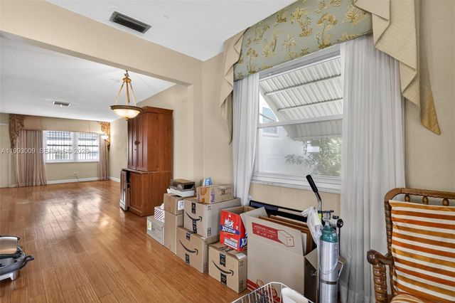 1104 Ocean Avenue, Boynton Beach, FL 33426
