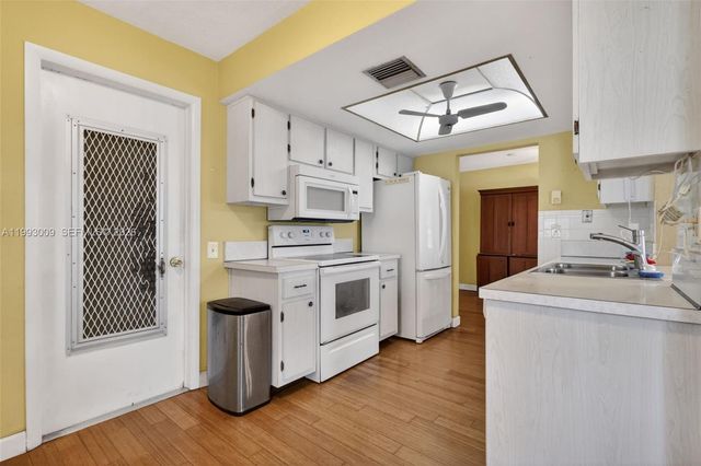 1104 Ocean Avenue, Boynton Beach, FL 33426