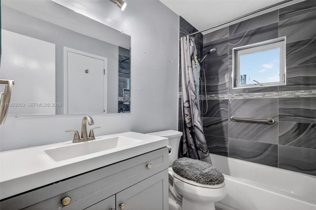 1104 Ocean Avenue, Boynton Beach, FL 33426