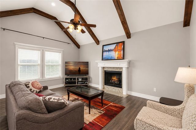 2803 SW Hazelnut Avenue, Bentonville, AR 72713