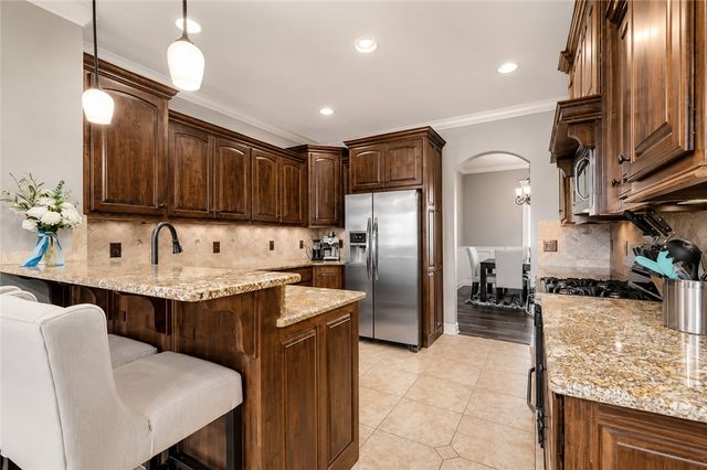 2803 SW Hazelnut Avenue, Bentonville, AR 72713