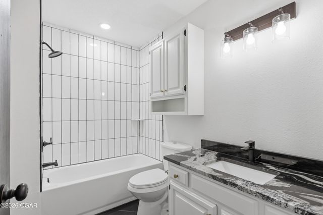 3030 W 16th Street, Joplin, MO 64801