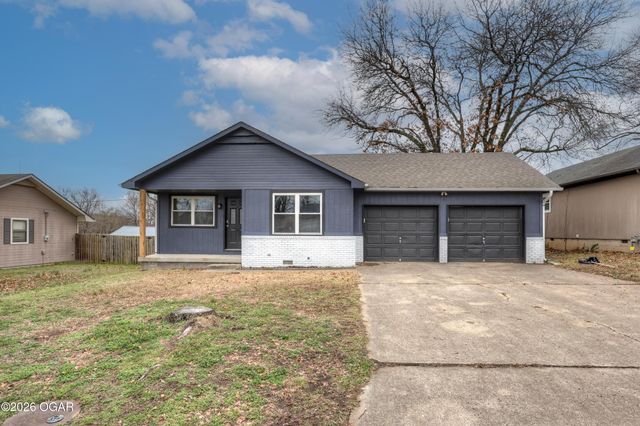 3030 W 16th Street, Joplin, MO 64801