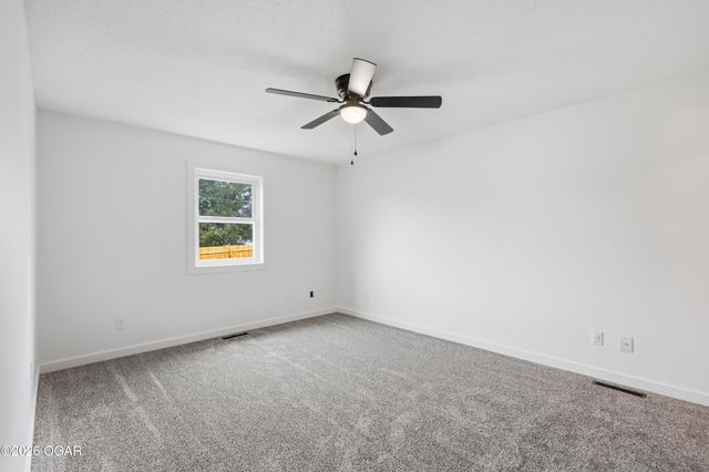 3030 W 16th Street, Joplin, MO 64801