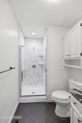 3030 W 16th Street, Joplin, MO 64801