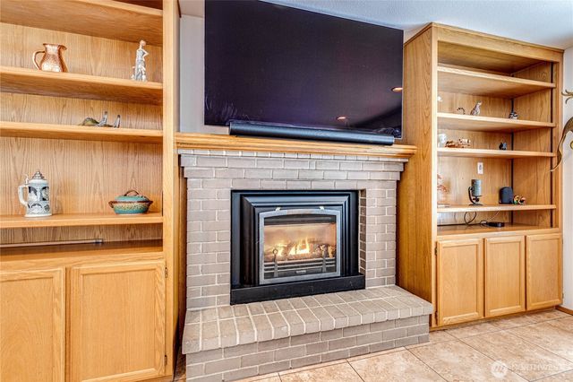 22621 95th Avenue SE, Woodinville, WA 98077