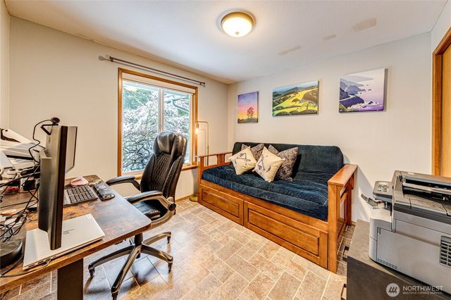 22621 95th Avenue SE, Woodinville, WA 98077