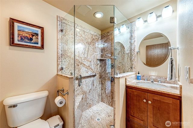 22621 95th Avenue SE, Woodinville, WA 98077