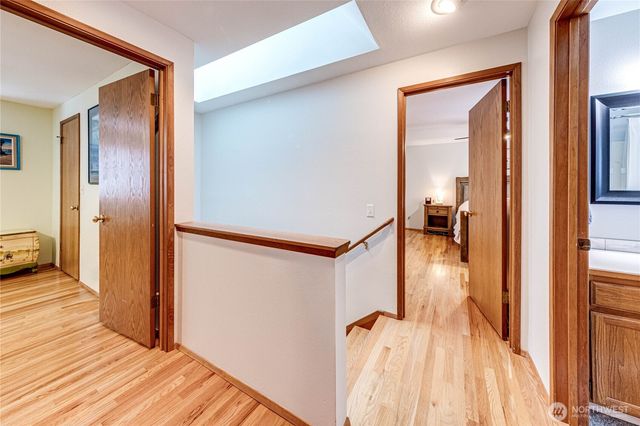 22621 95th Avenue SE, Woodinville, WA 98077