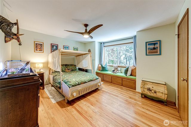 22621 95th Avenue SE, Woodinville, WA 98077