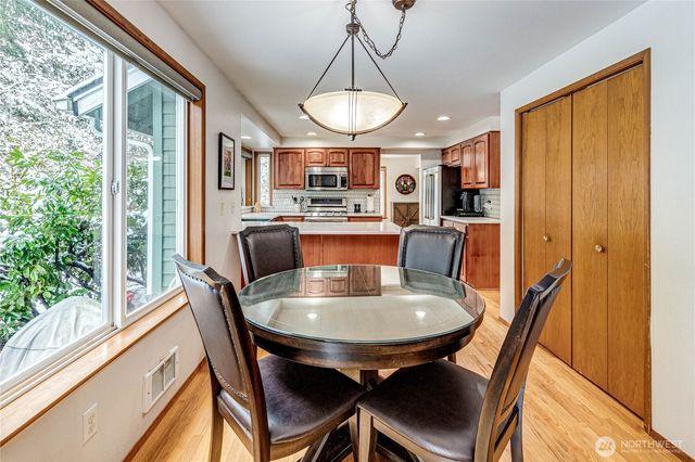 22621 95th Avenue SE, Woodinville, WA 98077