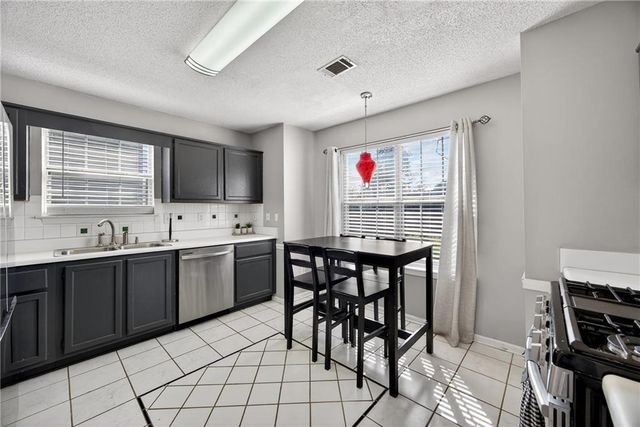 139 Summer Crest Place SW, Marietta, GA 30060