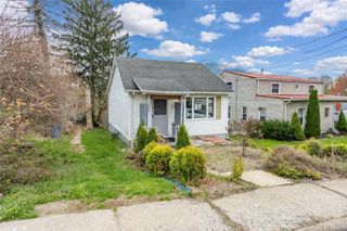 1808 Kensington St, New Kensington, PA 15068